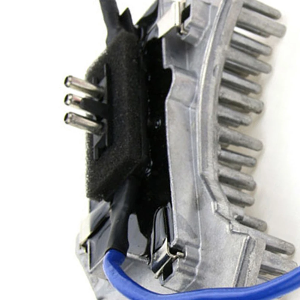 Blower Resistor 2108206210 for For MERCEDES For SLK230 For R170 1996-2004 HVAC System Fan Speed Controller Module
Blower Resistor 2108206210 for For MERCEDES For SLK230 For R170 1996-2004 HVAC System Fan Speed Controller Module