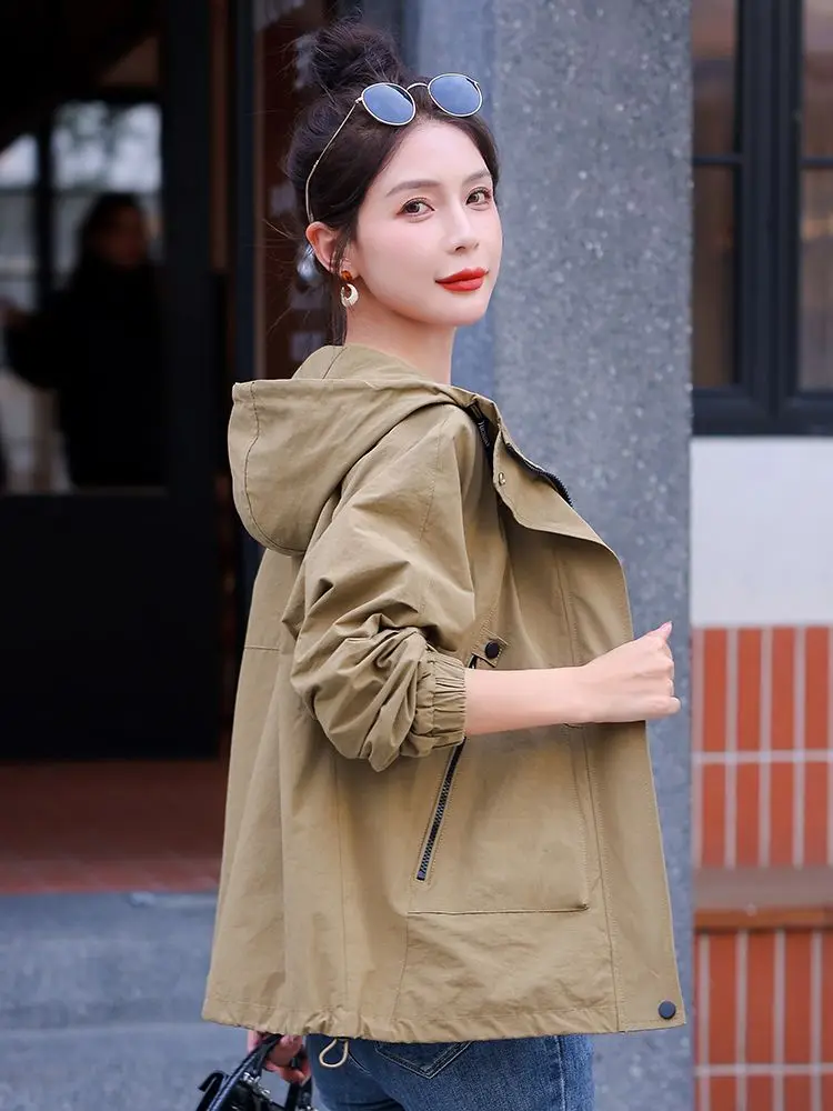 Women Hooded Loose Autumn Winter Jacket Female Temperament Fashion Hooded Short Versatile Trench Coat E12447
Women Hooded Loose Autumn Winter Jacket Female Temperament Fashion Hooded Short Versatile Trench Coat E12447
