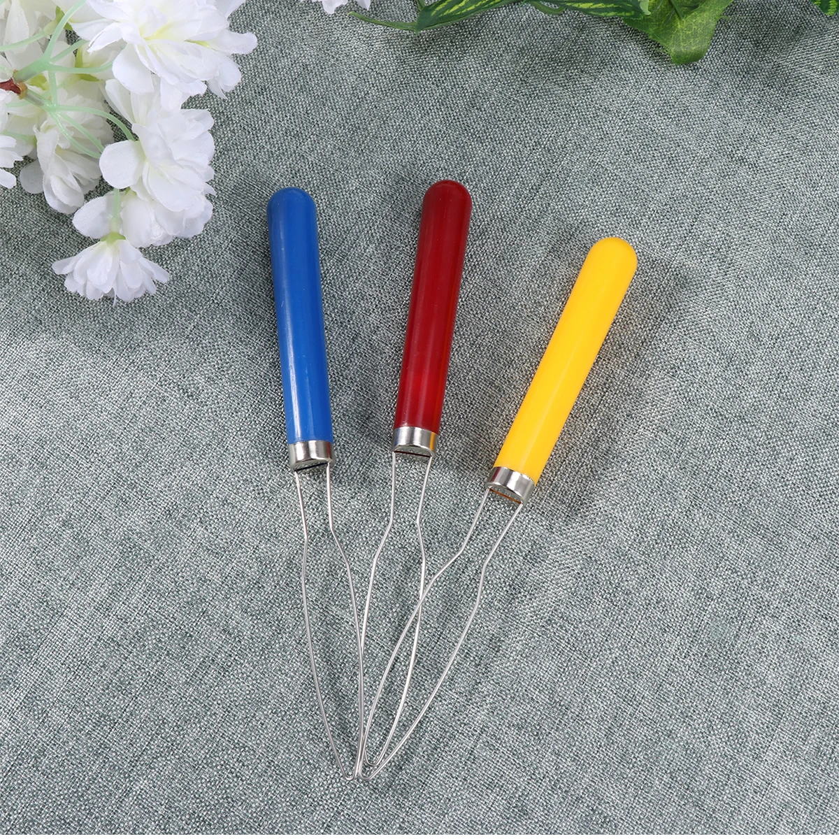3pcs Stainless Steel Wooden Handle Hook Helper Fasten Buttons One Hand Portable Aids Button Assist Device Grip Button Hook
3pcs Stainless Steel Wooden Handle Hook Helper Fasten Buttons One Hand Portable Aids Button Assist Device Grip Button Hook