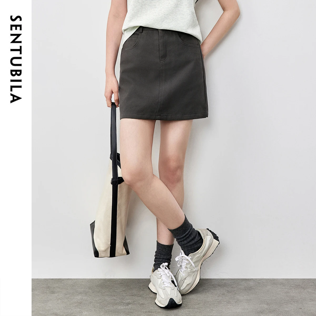 SENTUBILA Women's Clothing Trend 2025 Mini Skirt Summer 100% Cotton Commute Grey Midi Skirt Wear To Work Clothing W51Q58823
SENTUBILA Women's Clothing Trend 2025 Mini Skirt Summer 100% Cotton Commute Grey Midi Skirt Wear To Work Clothing W51Q58823