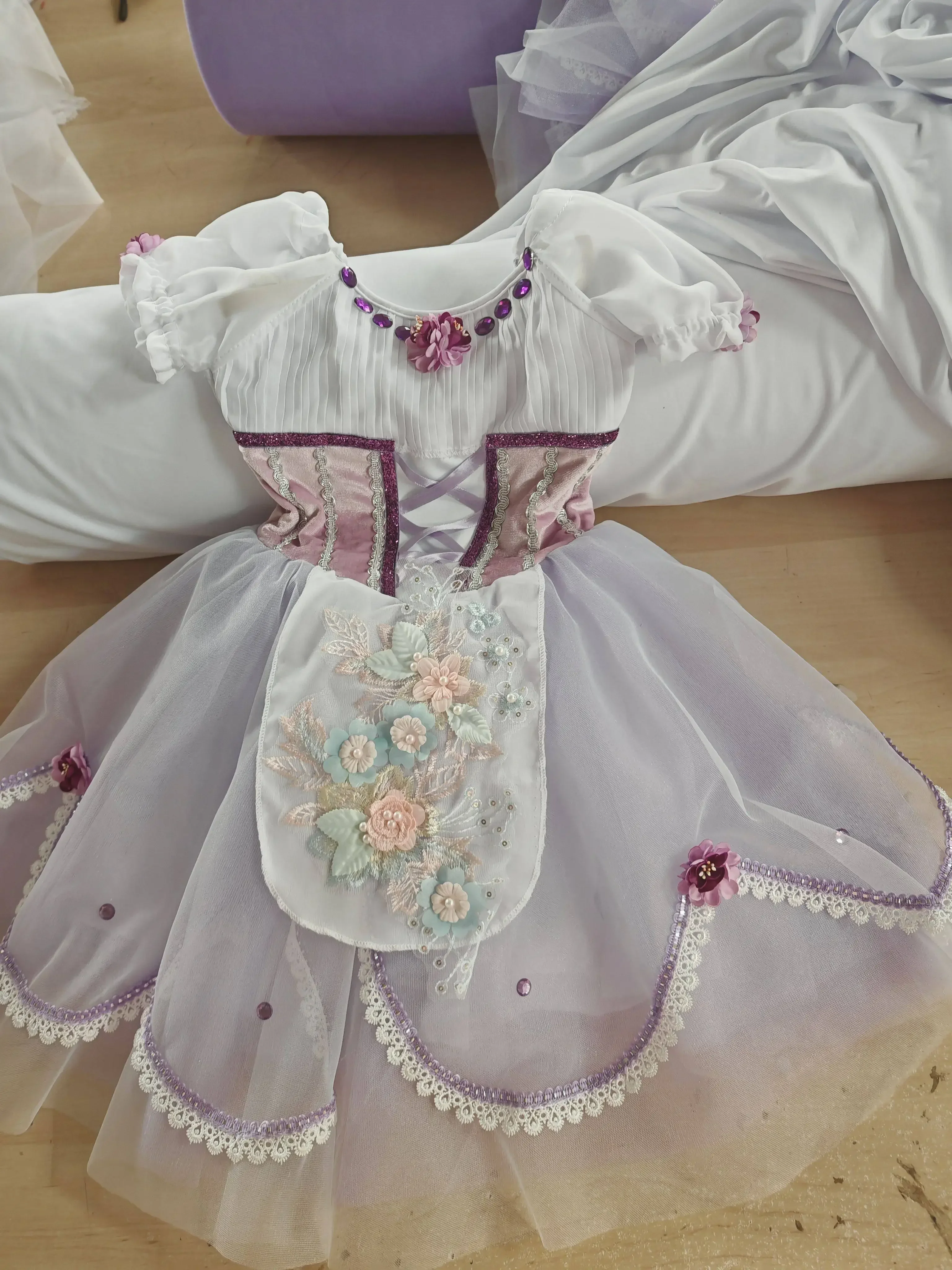 New Ballet Skirt Girls Long Giselle Performance Costume Dancing Adult Children Romantic Tutu Professional Ballet Dress Chiffon
New Ballet Skirt Girls Long Giselle Performance Costume Dancing Adult Children Romantic Tutu Professional Ballet Dress Chiffon