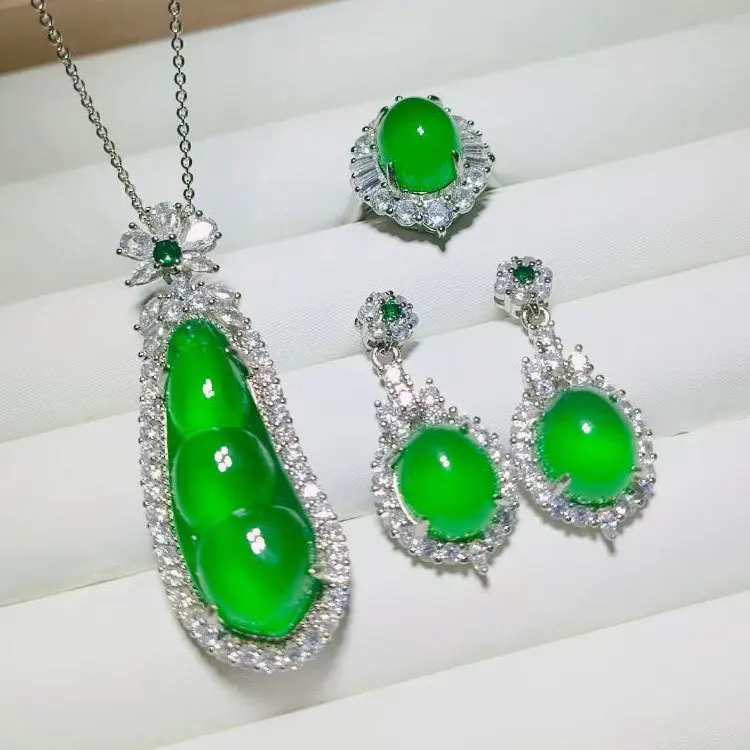 Natural Myanmar Jadeite Grade A Burma Green Jade Zircon Ring Earrings Necklace Luxury Jewelry Set Women Fine Jewelry Accessories
Natural Myanmar Jadeite Grade A Burma Green Jade Zircon Ring Earrings Necklace Luxury Jewelry Set Women Fine Jewelry Accessories