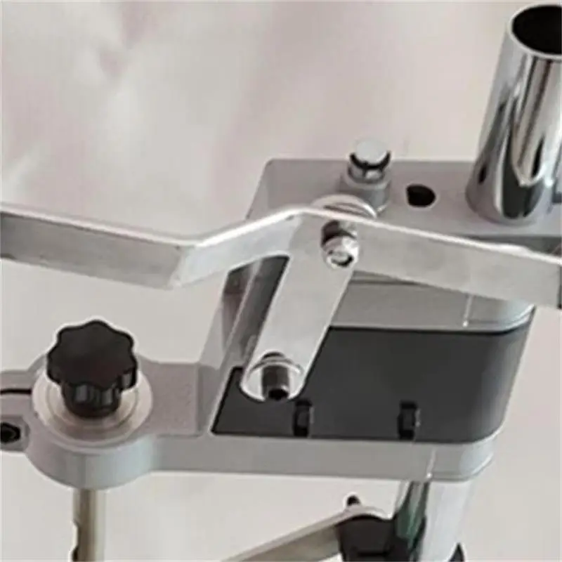 Small Home Manual Stainless Steel Green Coconut Peeling Cutting Machine Punching Maker
Small Home Manual Stainless Steel Green Coconut Peeling Cutting Machine Punching Maker