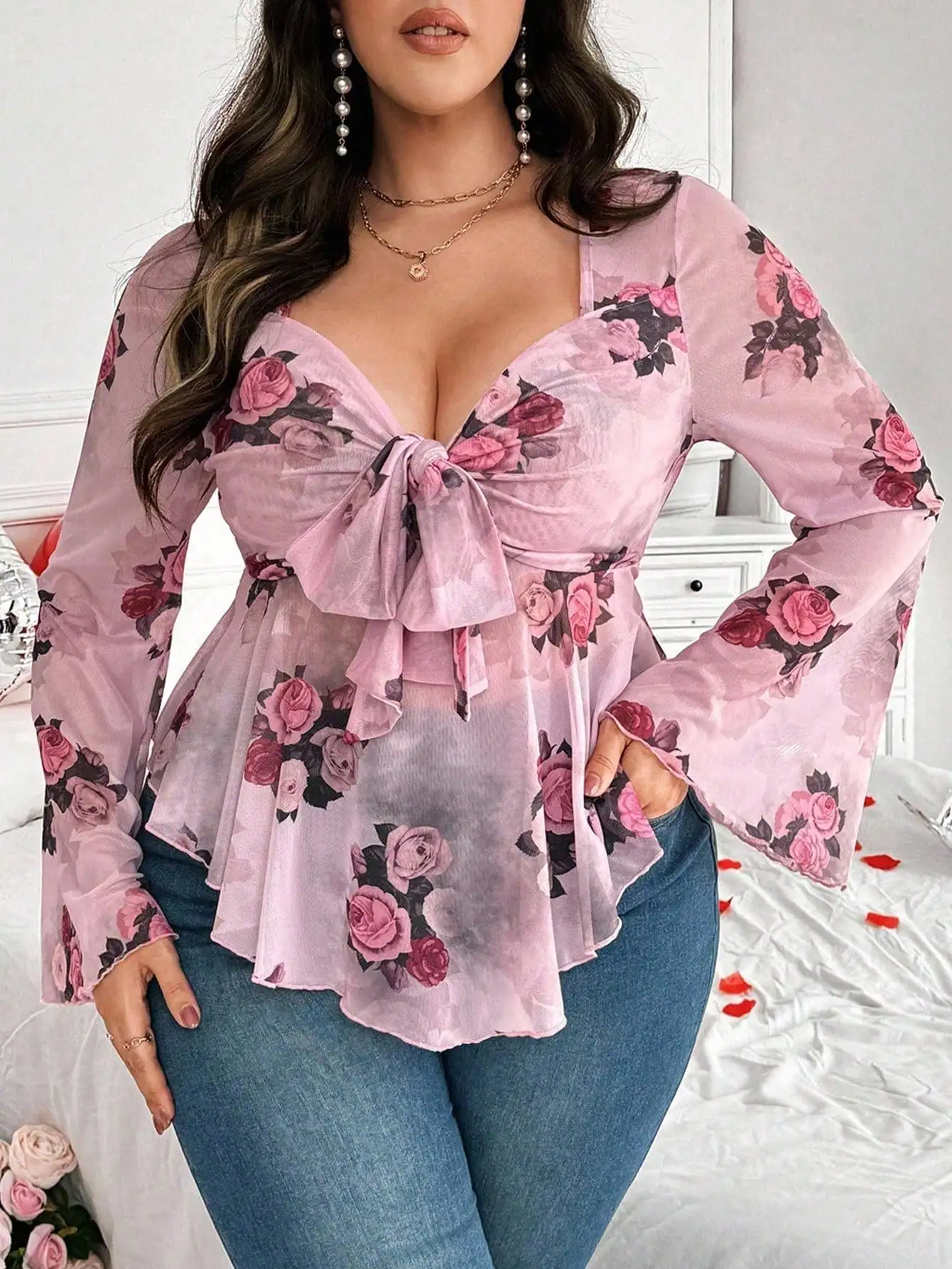 Plus Size Floral Print Tie Front Blouse with Long Bell Sleeves for Women
Plus Size Floral Print Tie Front Blouse with Long Bell Sleeves for Women
