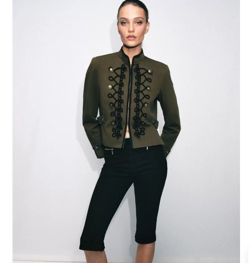 Spring and Autumn Casual Stand-up Collar Padded Shoulder Bow Closure Short Jacket
Spring and Autumn Casual Stand-up Collar Padded Shoulder Bow Closure Short Jacket