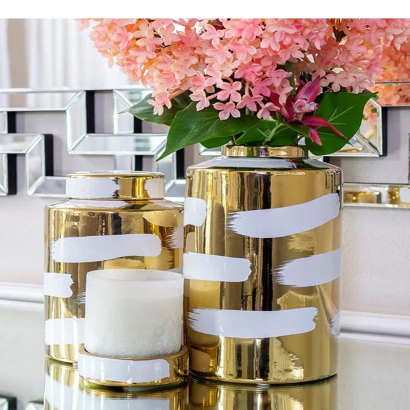 Gold-plated Ceramic Storage Jar Porcelain Tea Canister Desktop Floral Vase Flower Arrangement Jewelry Jars Cosmetic Containers
Gold-plated Ceramic Storage Jar Porcelain Tea Canister Desktop Floral Vase Flower Arrangement Jewelry Jars Cosmetic Containers
