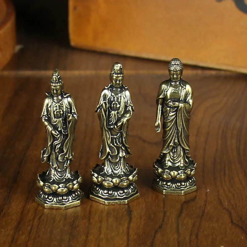 CZ brass Guanyin ornament, living room desktop small copper products, antique ornaments, old metal handicrafts
CZ brass Guanyin ornament, living room desktop small copper products, antique ornaments, old metal handicrafts