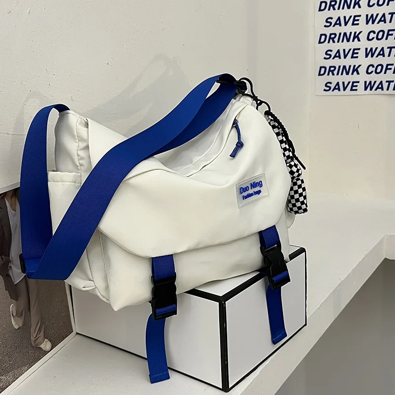 Модные сумки через плечо для подростков, мужчин и женщин, повседневная сумка через плечо, подходит для ежедневного использования во время работы в кампусе, путешествиях
Модные сумки через плечо для подростков, мужчин и женщин, повседневная сумка через плечо, подходит для ежедневного использования во время работы в кампусе, путешествиях