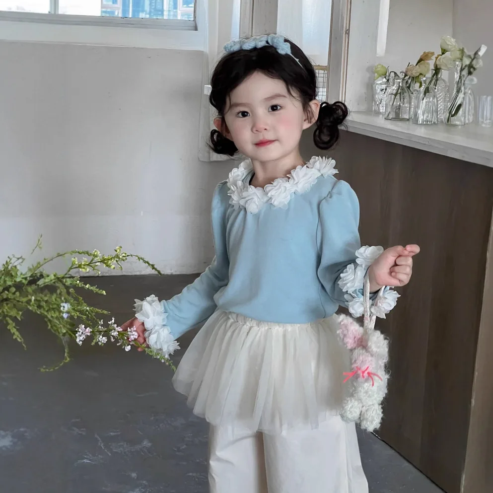 Girls Blouse 2025 Autumn New Childrens Clothing Korean Girl Baby Fashion Three-dimensional Flower Long Sleeve Bottom Undress
Girls Blouse 2025 Autumn New Childrens Clothing Korean Girl Baby Fashion Three-dimensional Flower Long Sleeve Bottom Undress