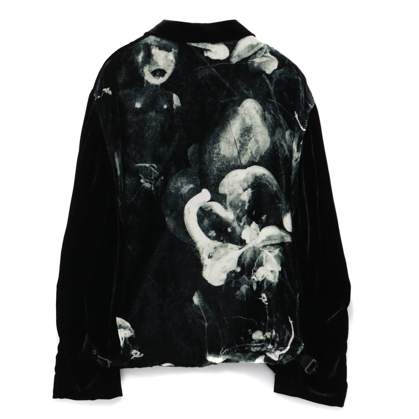 YOJI OOAK JAMES JUANl collaboration silk velvet suit black and white pattern printed corduroy jacket
YOJI OOAK JAMES JUANl collaboration silk velvet suit black and white pattern printed corduroy jacket