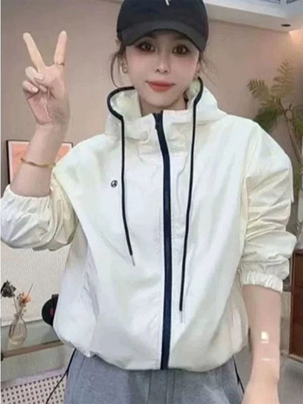 Casual Short Hooded Splice Color Women's Jacket 2026 New Fashion Age-Defying Polyester Nylon Blend Breathable Zipper Design
Casual Short Hooded Splice Color Women's Jacket 2026 New Fashion Age-Defying Polyester Nylon Blend Breathable Zipper Design