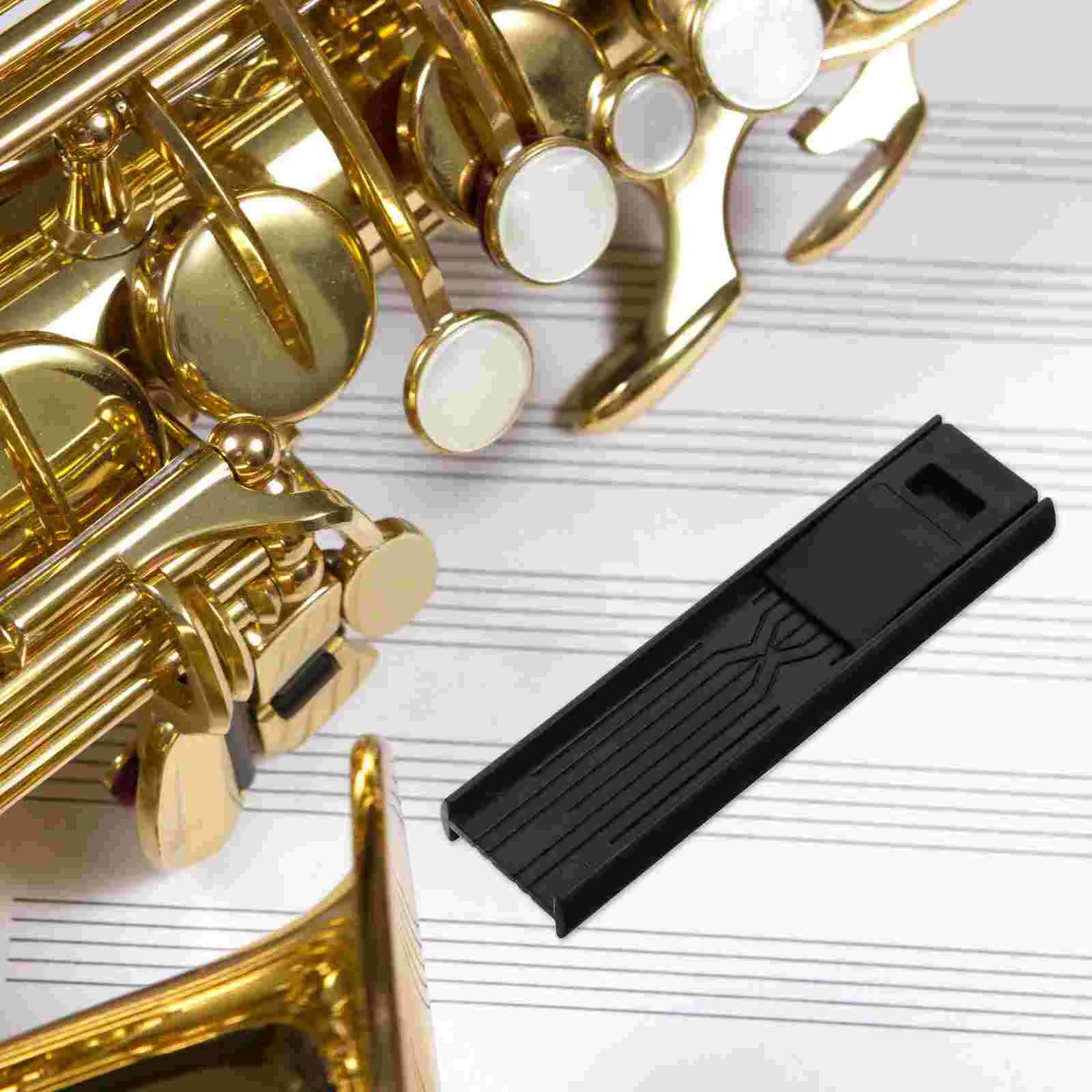 3 Pcs Trumpet Care Kit Reed Protection Clip Instruments Protective Tenor Saxophone Case
3 Pcs Trumpet Care Kit Reed Protection Clip Instruments Protective Tenor Saxophone Case