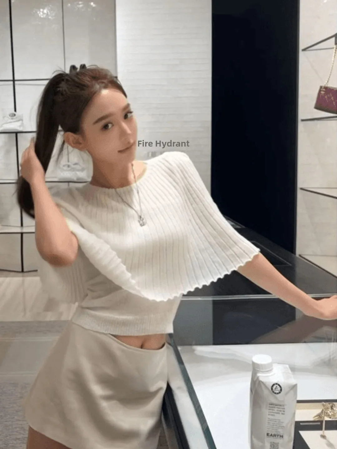 Summer OOTD Knitted Wrap Unique Beautiful Women's Two-Piece Set Short Sleeve Casual Style High Waist Shorts for Date
Summer OOTD Knitted Wrap Unique Beautiful Women's Two-Piece Set Short Sleeve Casual Style High Waist Shorts for Date