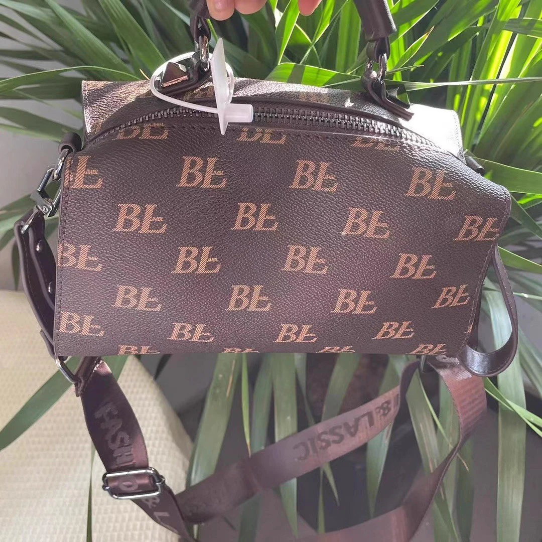 Универсальная сумка через плечо с высококачественной элегантностью: женская сумка через плечо, изысканная ручная сумка-подушка большой вместимости, модная
Универсальная сумка через плечо с высококачественной элегантностью: женская сумка через плечо, изысканная ручная сумка-подушка большой вместимости, модная