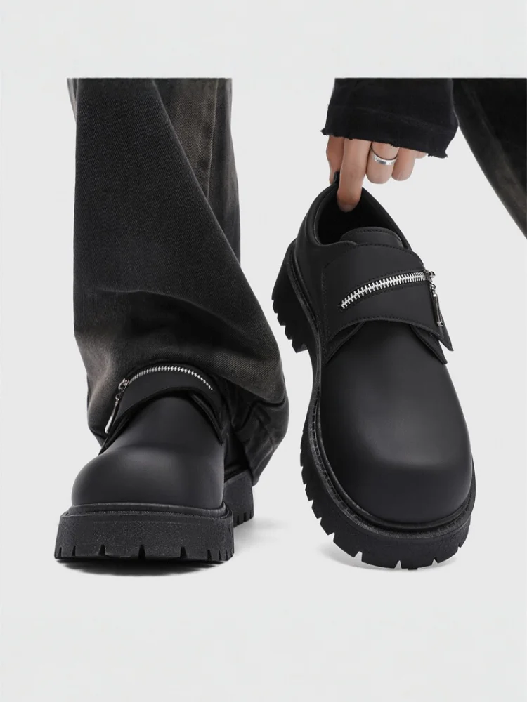 Men's Casual Leather Shoes Spring Season British Retro Thick Bottom Heightening Black Large Head Shoes Youth Sports
Men's Casual Leather Shoes Spring Season British Retro Thick Bottom Heightening Black Large Head Shoes Youth Sports