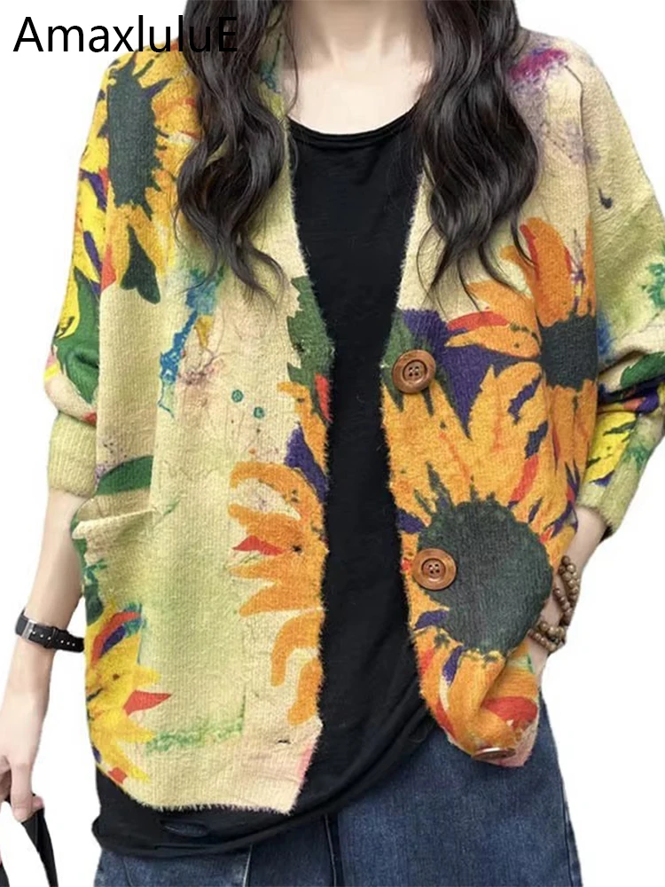 AmaxluluE Winter Fashion Knitted Clothes 2025 Women Loose Printed Warm Sweaters Ladies Harajuku Knitwear Casual Floral Cardigans
AmaxluluE Winter Fashion Knitted Clothes 2025 Women Loose Printed Warm Sweaters Ladies Harajuku Knitwear Casual Floral Cardigans