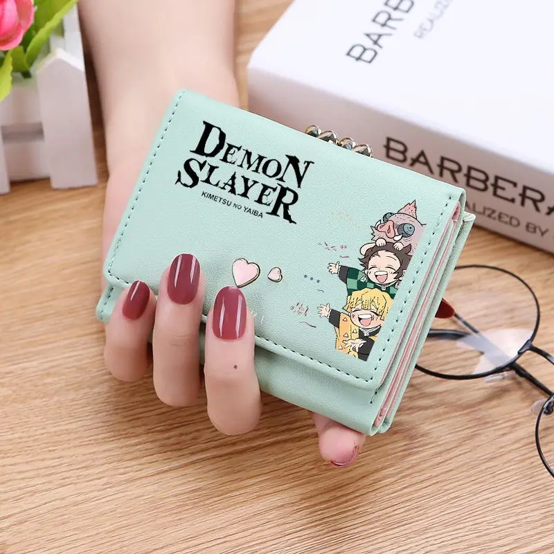 Кошелек с изображением персонажа аниме «Истребитель демонов» Иносуке Хашибира, портативный кошелек для монет, сумка для хранения, подарок на день рождения для студентов, недорогой.
Кошелек с изображением персонажа аниме «Истребитель демонов» Иносуке Хашибира, портативный кошелек для монет, сумка для хранения, подарок на день рождения для студентов, недорогой.
