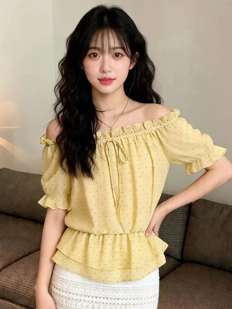 French Style Wood Grain Polka Dot Design Chiffon Shirt Women's Summer New Style Waist Cinching Slimming Short Top
French Style Wood Grain Polka Dot Design Chiffon Shirt Women's Summer New Style Waist Cinching Slimming Short Top