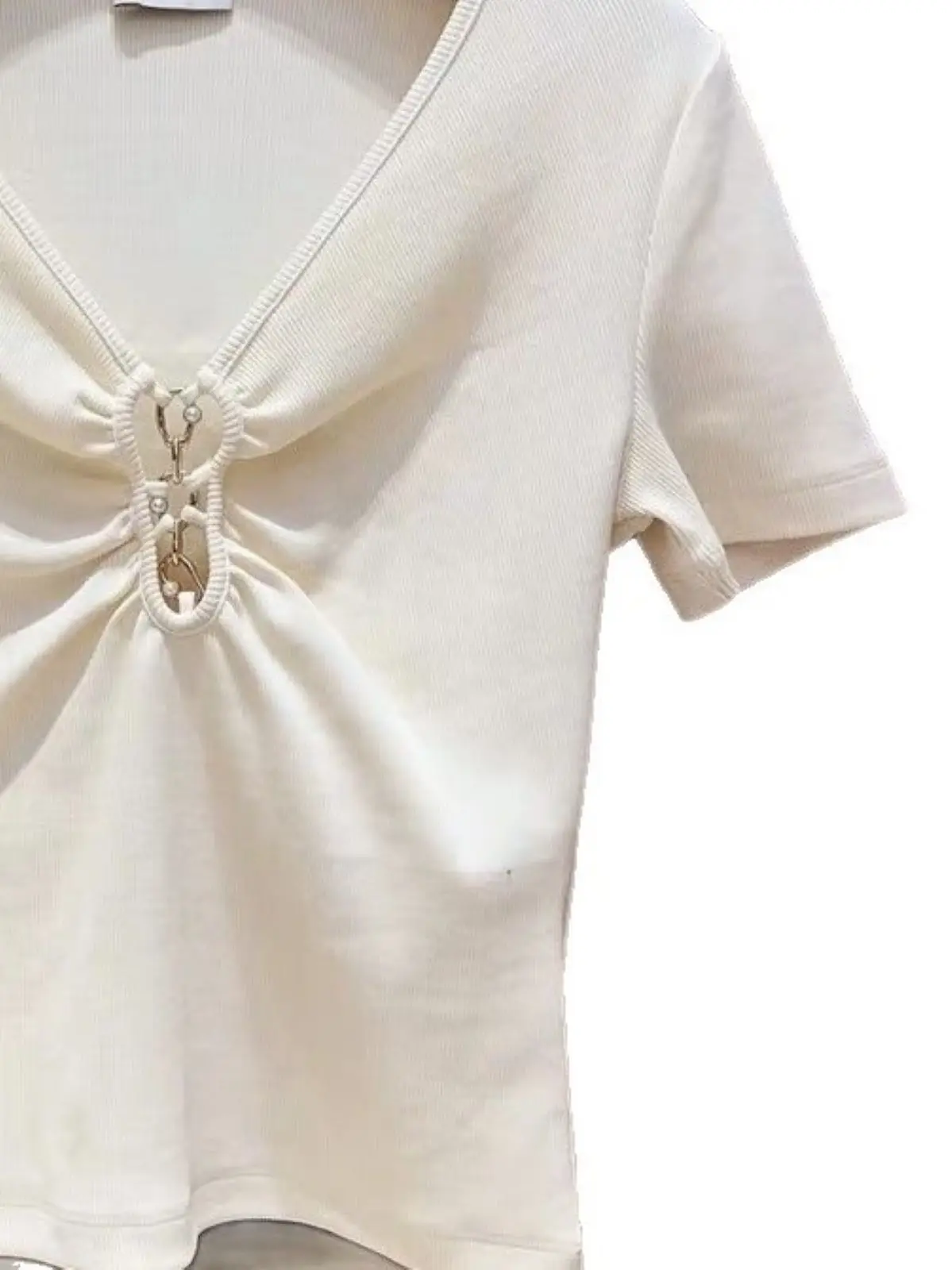 Spring/Summer Women V-Neck Short Sleeve Hollow Metal Decorative Button Solid Top Loose Fashion Casual T-shirt
Spring/Summer Women V-Neck Short Sleeve Hollow Metal Decorative Button Solid Top Loose Fashion Casual T-shirt