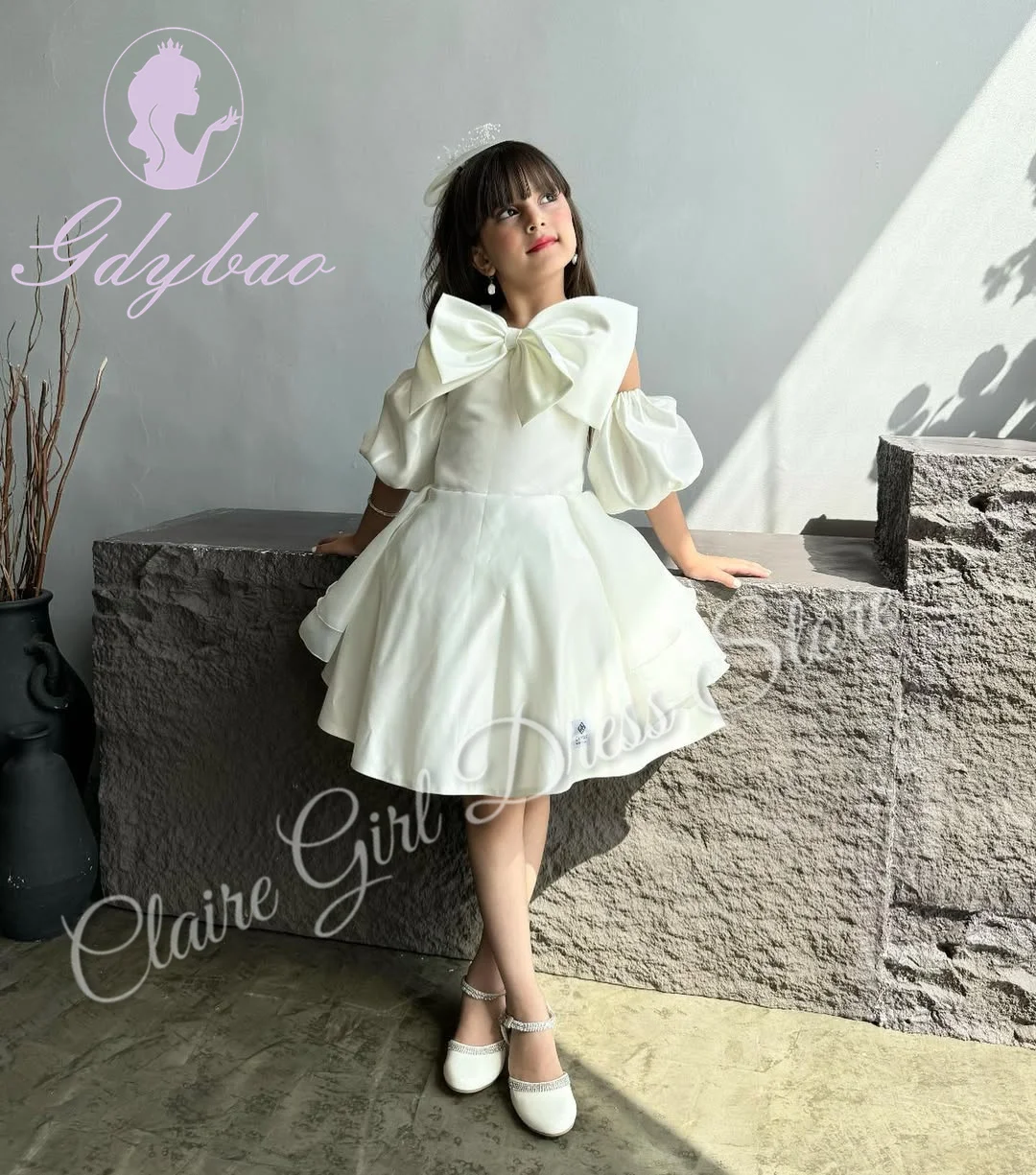 Customized Ivory Flower Girl Dresses For Wedding Satin Knee Length With Bow Kids Birthday Evening Party First Communion Gown
Customized Ivory Flower Girl Dresses For Wedding Satin Knee Length With Bow Kids Birthday Evening Party First Communion Gown
