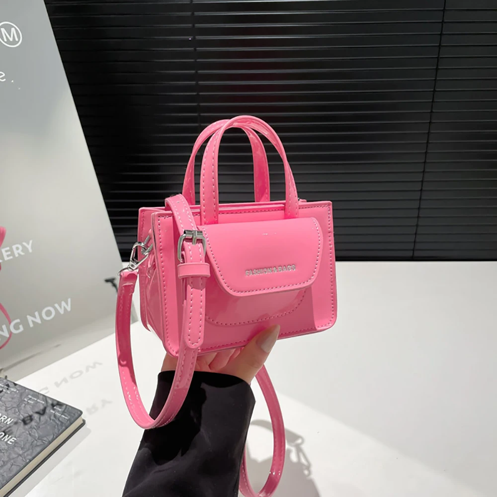 Glossy Mini Crossbody Bag for Women Korean Ins Delicate PU Leather Messenger Bags Daily Aesthetic All-Match Handbags 2026 New
Glossy Mini Crossbody Bag for Women Korean Ins Delicate PU Leather Messenger Bags Daily Aesthetic All-Match Handbags 2026 New