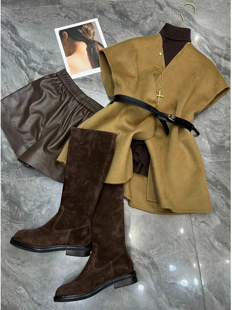 2023 Fashionable High-End Woolen Vest Shorts Set Women's Autumn Winter Style Commute Korean Version High Waist Slim Fit
2023 Fashionable High-End Woolen Vest Shorts Set Women's Autumn Winter Style Commute Korean Version High Waist Slim Fit