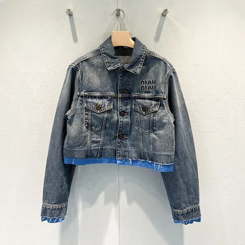 High-End American Retro Sle ort Denim Jaet for Girls Streetwear Loose Fit Long Sve Collar Button up Casual Top
High-End American Retro Sle ort Denim Jaet for Girls Streetwear Loose Fit Long Sve Collar Button up Casual Top