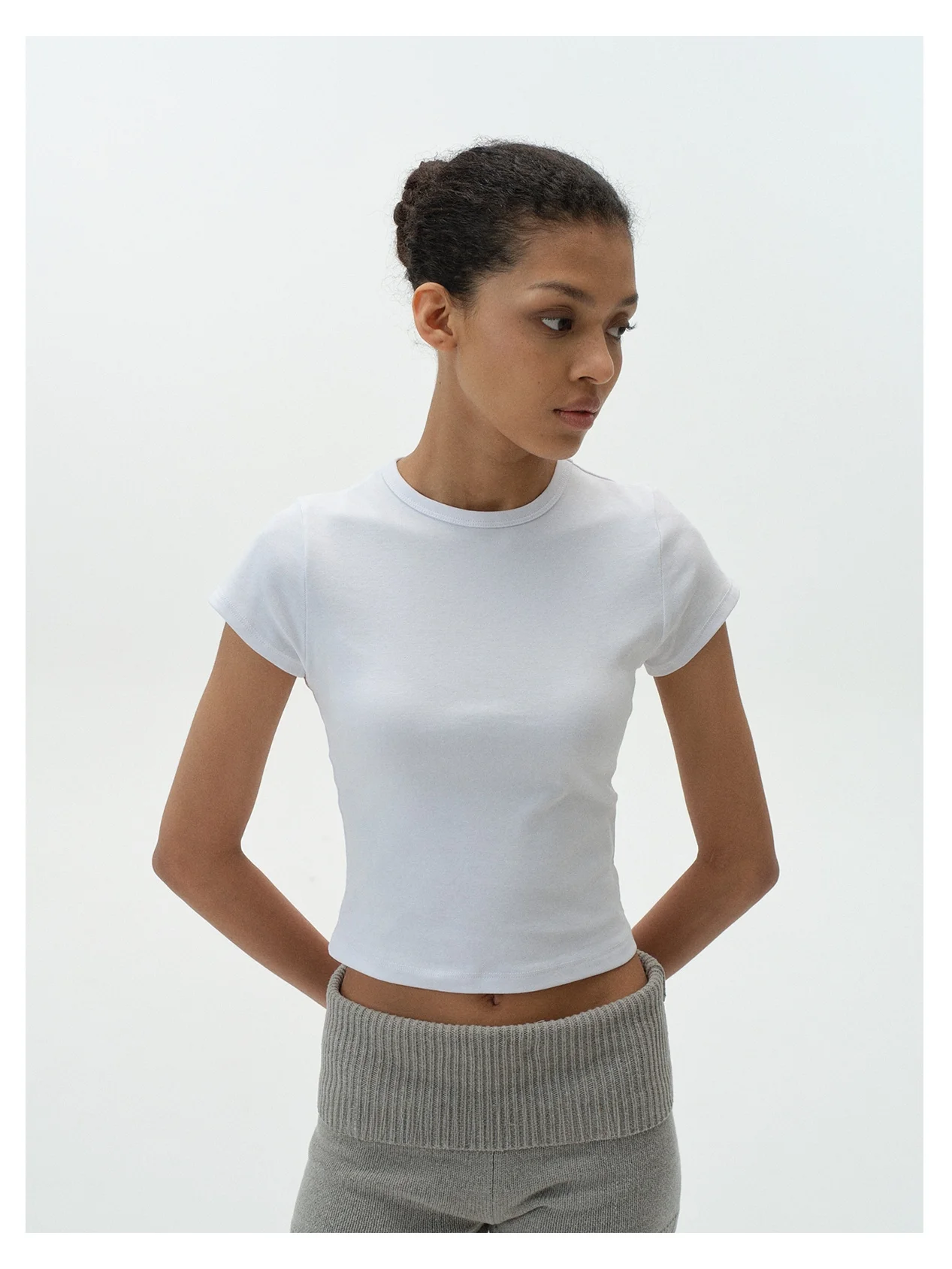 Three-Color Elastic Short Sleeve T-Shirt Juadvent Versatile Shoulder Design Moisture Wicking Cotton round Neck Top for Women
Three-Color Elastic Short Sleeve T-Shirt Juadvent Versatile Shoulder Design Moisture Wicking Cotton round Neck Top for Women