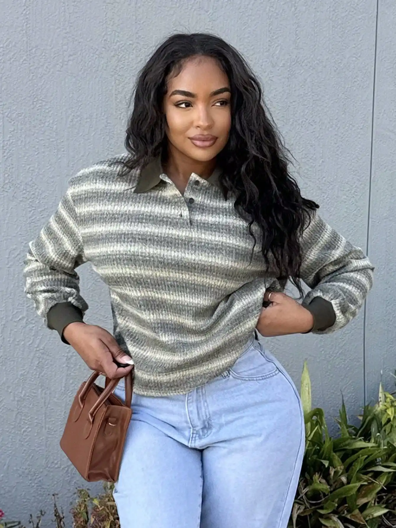 Striped Knit Polo Sweater with Collar, Long Sleeve Oversized Pullover for Casual Fall Winter Wear
Striped Knit Polo Sweater with Collar, Long Sleeve Oversized Pullover for Casual Fall Winter Wear