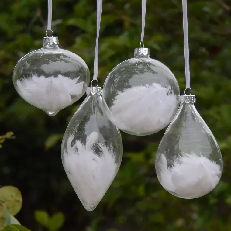Christmas balls filled with feathers, tree decorations, kindergartens, shopping malls, holiday party props, window
Christmas balls filled with feathers, tree decorations, kindergartens, shopping malls, holiday party props, window