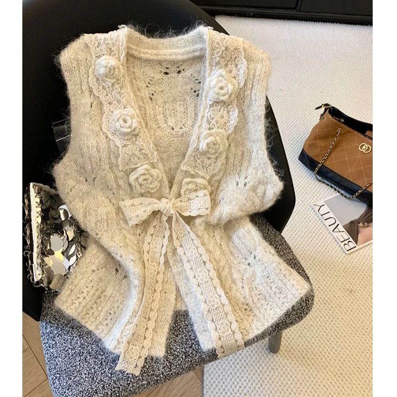 Stylish Hollow out Knitted Vest Women's Winter Sleeveless Sweater Sweet Style Decorated with 3D Flowers Versatile Layering Top
Stylish Hollow out Knitted Vest Women's Winter Sleeveless Sweater Sweet Style Decorated with 3D Flowers Versatile Layering Top