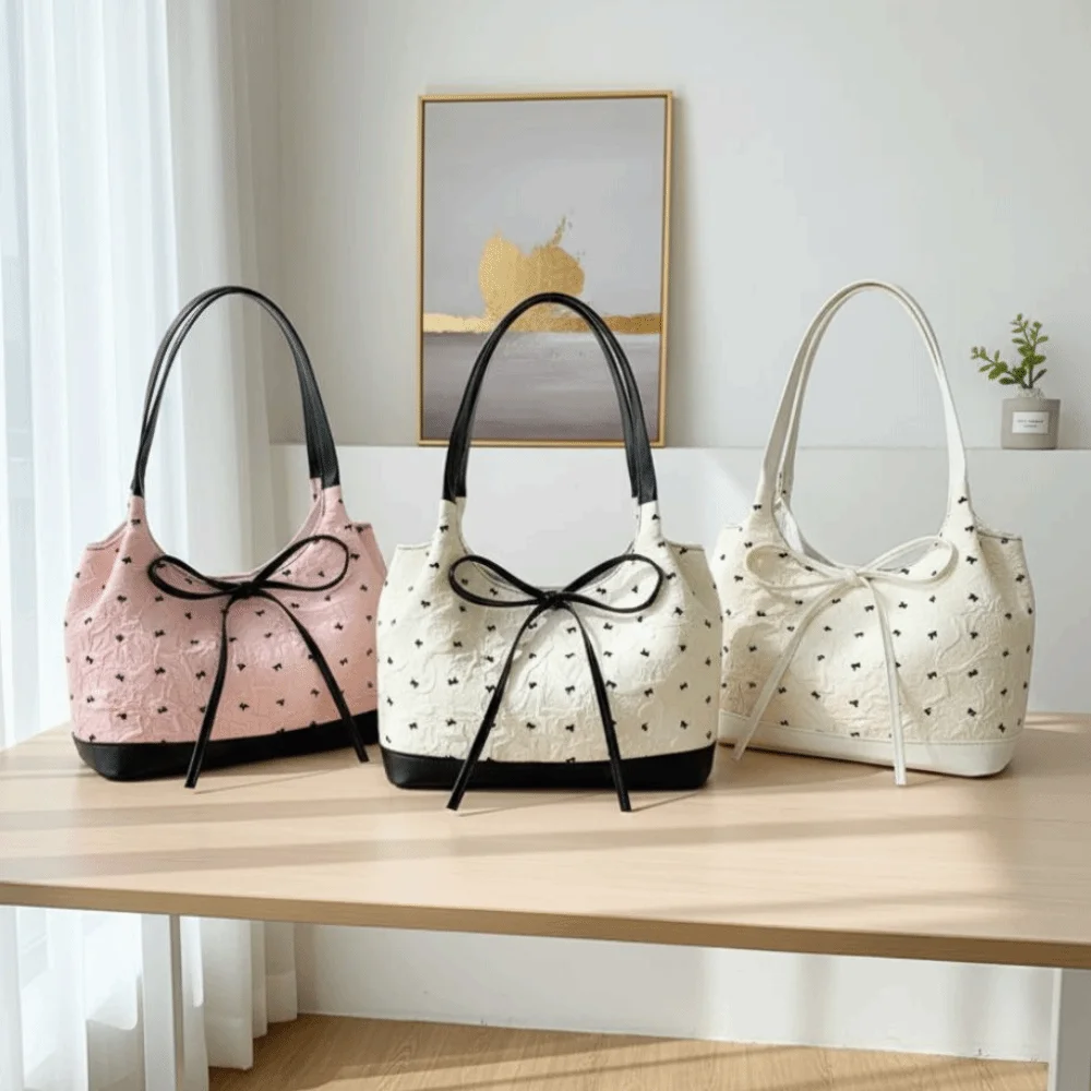 Sweet Bow Handbag Contrast Color Simple Versatile Shoulder Bag Luxury Design Korean Style Women Underarm Bag Commuting Tote Bag
Sweet Bow Handbag Contrast Color Simple Versatile Shoulder Bag Luxury Design Korean Style Women Underarm Bag Commuting Tote Bag