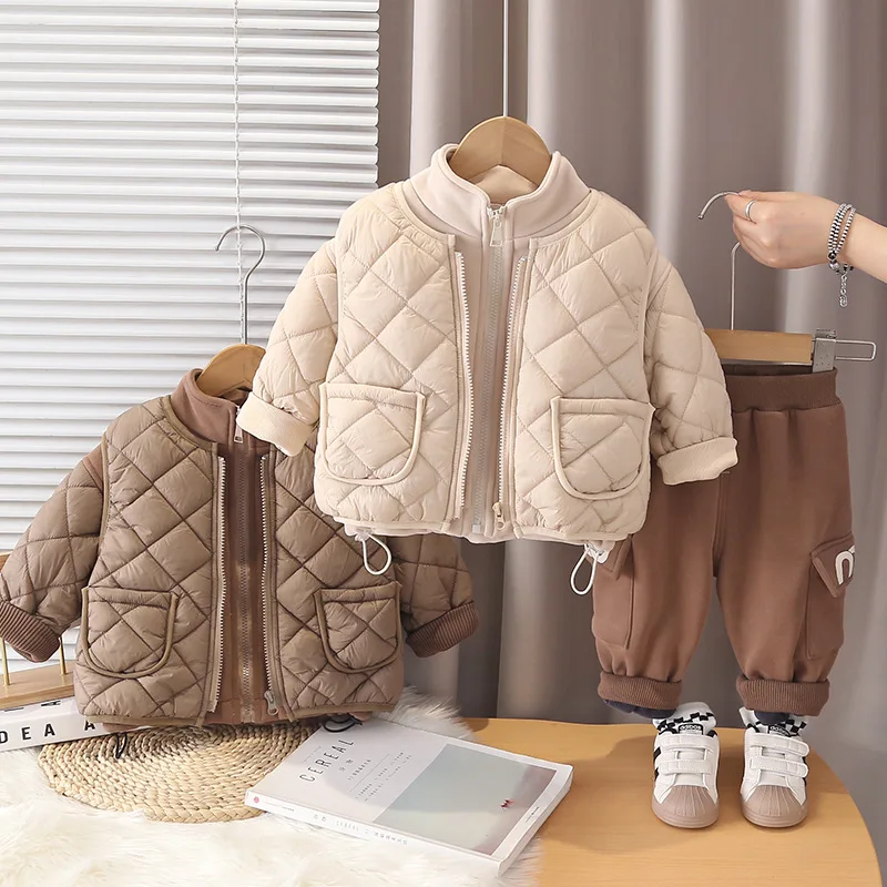 Boys Thick Clohtes Sets Winter Children Down Velvet Vest Coats Pants 3pcs Warm Suit For Baby Outfits Kids Tracksuits Toddler 5Y
Boys Thick Clohtes Sets Winter Children Down Velvet Vest Coats Pants 3pcs Warm Suit For Baby Outfits Kids Tracksuits Toddler 5Y