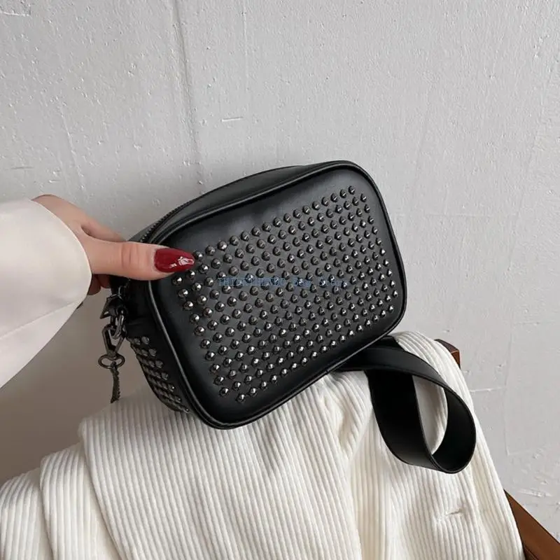 340D Crossbody Purses for Women Small Ladies Shoulder Bags with Chain Strap Gift
340D Crossbody Purses for Women Small Ladies Shoulder Bags with Chain Strap Gift