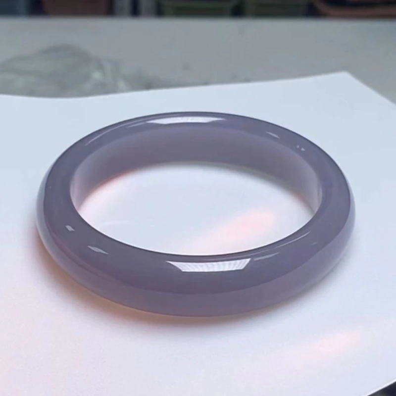 New Natural Smoke Purple Bracelet, Exquisite, Elegant and Fashionable
New Natural Smoke Purple Bracelet, Exquisite, Elegant and Fashionable