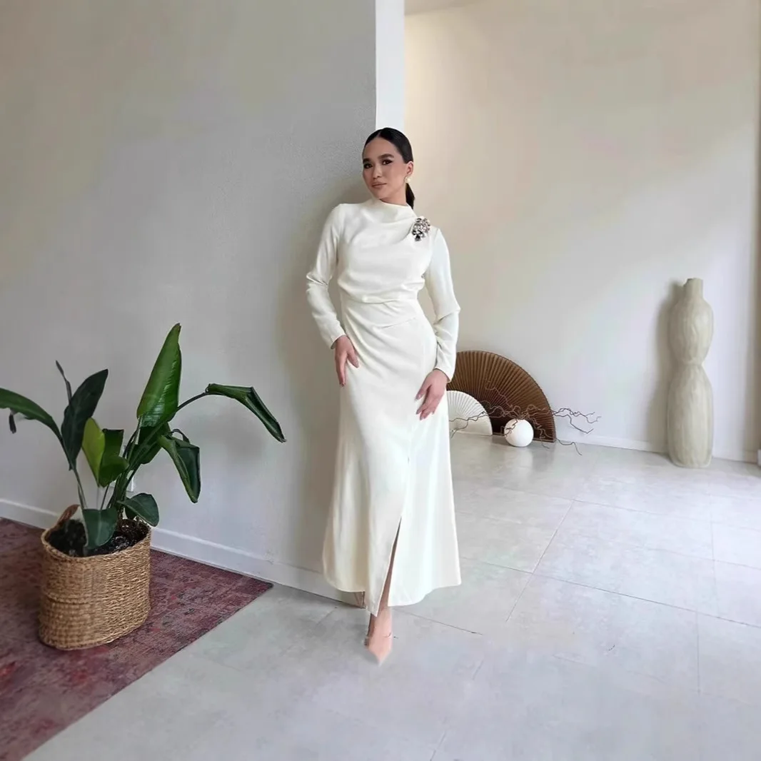 Ид Мусульманская Абая для женщин Скромные платья Кафтан Ислам Vestidos Джалабия Рамадан Марокко Дубай Абаяс Саудовская Аравия Длинный халат 2025
Ид Мусульманская Абая для женщин Скромные платья Кафтан Ислам Vestidos Джалабия Рамадан Марокко Дубай Абаяс Саудовская Аравия Длинный халат 2025