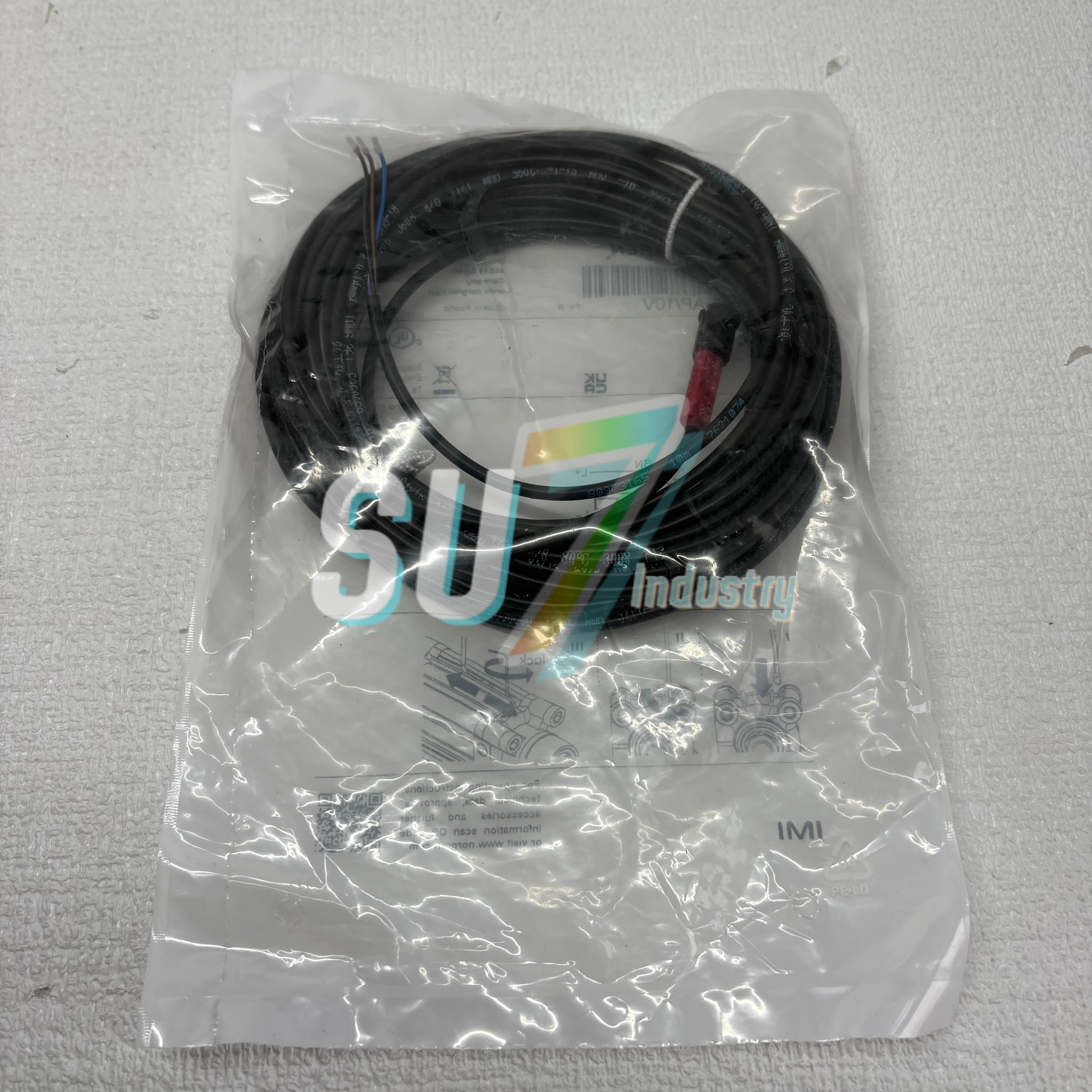 New In box M-50-EAP-10V M-50-EAP-2V Magnetic Switch
New In box M-50-EAP-10V M-50-EAP-2V Magnetic Switch
