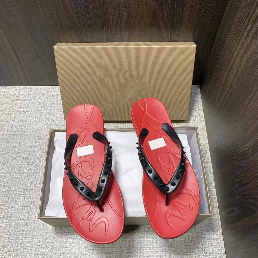 Women's 2026 Summer Slide Sandals, Hollow-Out Design Flat Heel Outdoor Wear Beach Half Slippers
Women's 2026 Summer Slide Sandals, Hollow-Out Design Flat Heel Outdoor Wear Beach Half Slippers