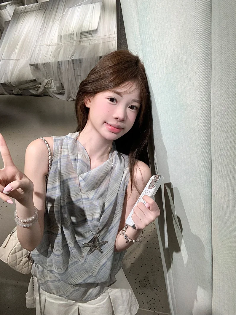 Kumikumi Anti-Aging Color Block Plaid Wrap Neck Sleeveless Vest Women's Summer Chic Slimming Chiffon Top Commute Style
Kumikumi Anti-Aging Color Block Plaid Wrap Neck Sleeveless Vest Women's Summer Chic Slimming Chiffon Top Commute Style