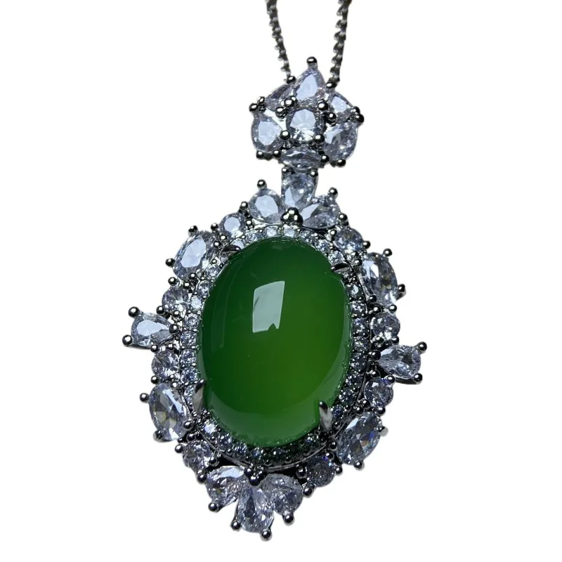 Natural high ice Zhengyang green egg surface heavy industry inlaid pendant necklace women's collarbone chain
Natural high ice Zhengyang green egg surface heavy industry inlaid pendant necklace women's collarbone chain