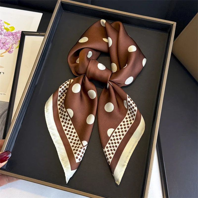 Scarf Fashion Hijab Silk Female Shawl Wraps Bandana Headband Neckerchief Ribbon Foulards Femme Designer Luxury Brands
Scarf Fashion Hijab Silk Female Shawl Wraps Bandana Headband Neckerchief Ribbon Foulards Femme Designer Luxury Brands