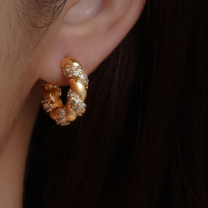 18K Gold Plated Hexagon C-Shape Rhinestone Hoop Earrings Colorful Stainless Steel Cuff Earrings Statement Jewelry for Women Gift
18K Gold Plated Hexagon C-Shape Rhinestone Hoop Earrings Colorful Stainless Steel Cuff Earrings Statement Jewelry for Women Gift
