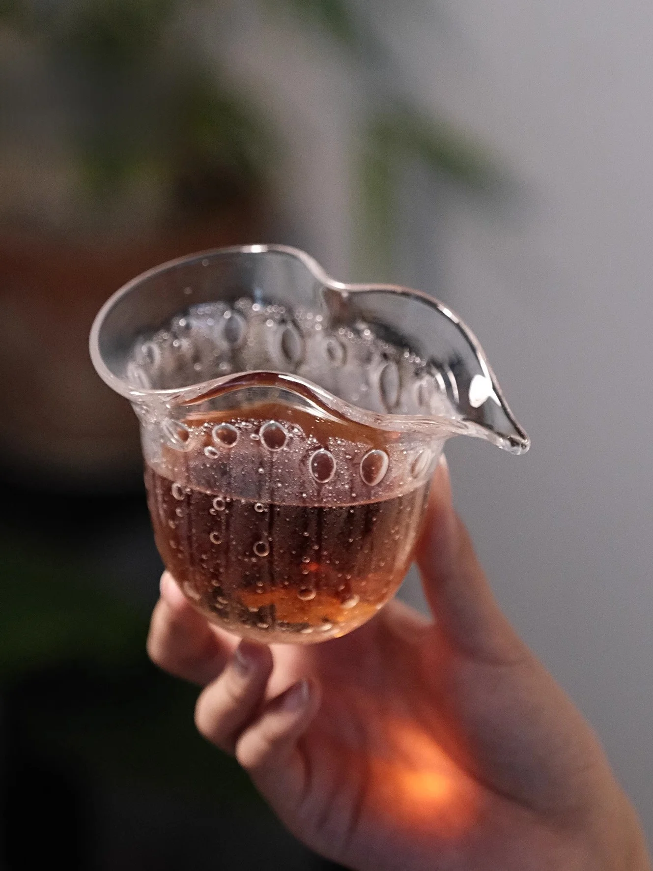 Набор для чаепития Гунфу: Прозрачная чашка ручной работы Bubble Fu Lu Gong Dao, высококачественный японский дозатор для чая
Набор для чаепития Гунфу: Прозрачная чашка ручной работы Bubble Fu Lu Gong Dao, высококачественный японский дозатор для чая