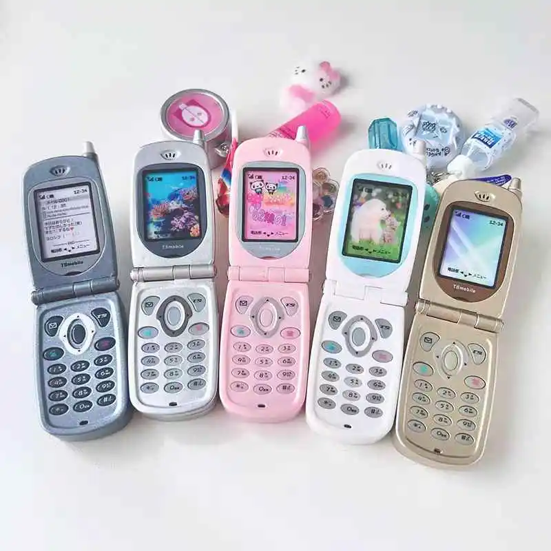 Новый мини-раскладной телефон, диктофон, гашапон, капсульная игрушка, ретро-коллекционный брелок, аксессуар для взрослых, новинка, подарок
Новый мини-раскладной телефон, диктофон, гашапон, капсульная игрушка, ретро-коллекционный брелок, аксессуар для взрослых, новинка, подарок
