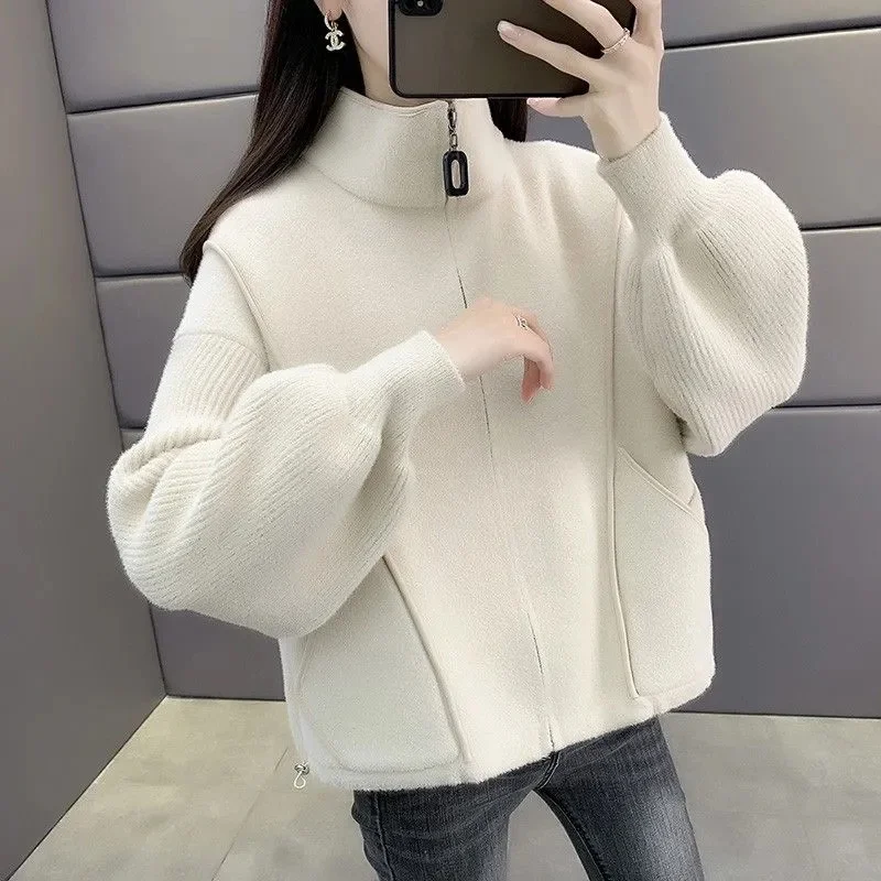 Women Large Size 4XL Woolen Outwear Korean Female Stand Collar Wool Blend Coat Autumn Winter Ladies Double-sided Woolen Jacket
Women Large Size 4XL Woolen Outwear Korean Female Stand Collar Wool Blend Coat Autumn Winter Ladies Double-sided Woolen Jacket