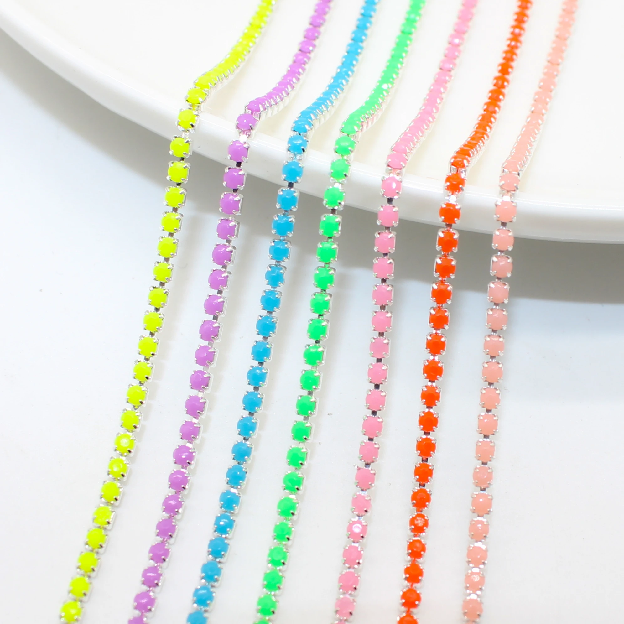 LTMST NewSS6 2mm Sliver BottomRhinestone Cup Chain Sew On Colorful AcrylicRhinestone Trim Chain Strass Banding for DlYChain
LTMST NewSS6 2mm Sliver BottomRhinestone Cup Chain Sew On Colorful AcrylicRhinestone Trim Chain Strass Banding for DlYChain