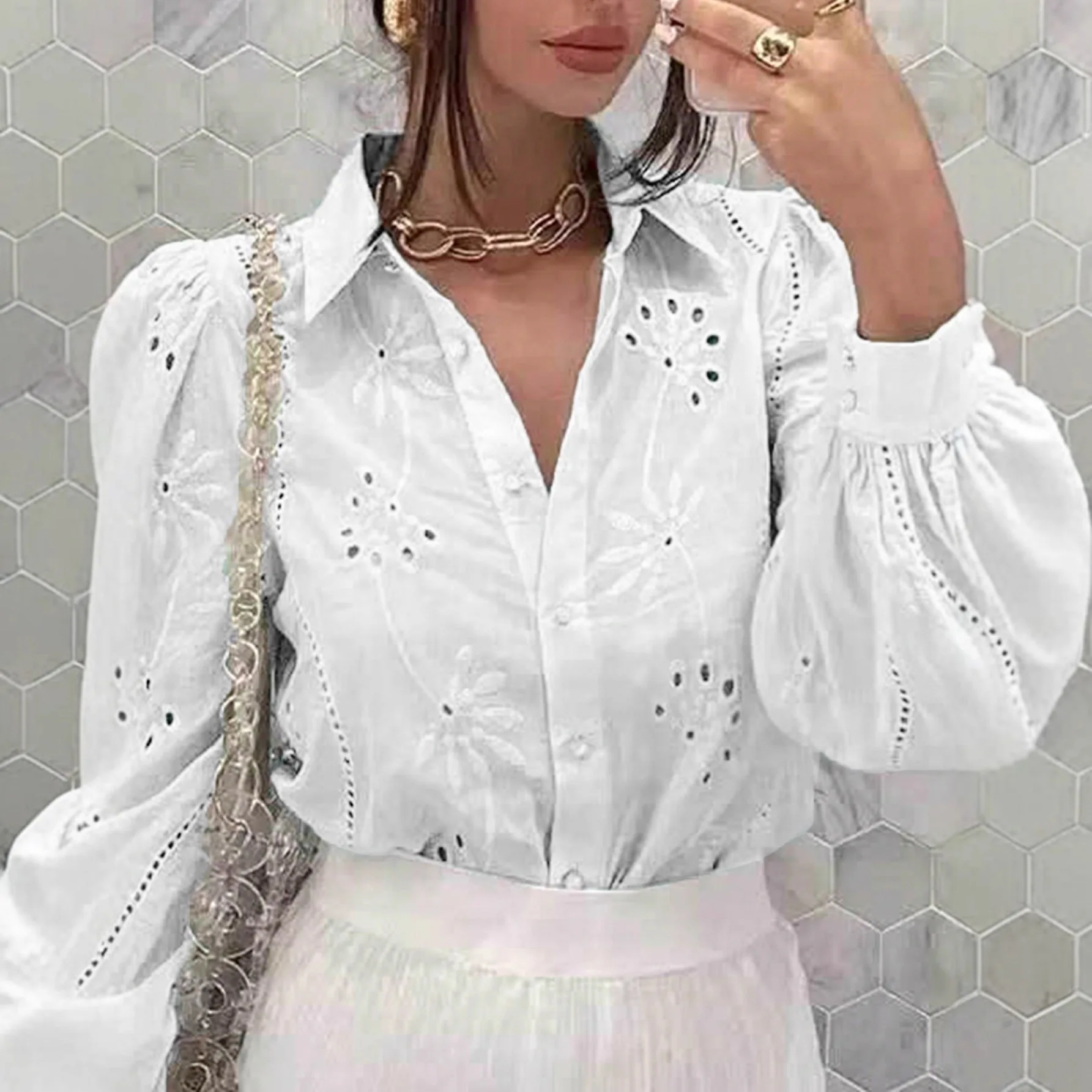 2026 New Women's Three-dimensional Embroidered Lantern Sleeve Shirt
2026 New Women's Three-dimensional Embroidered Lantern Sleeve Shirt