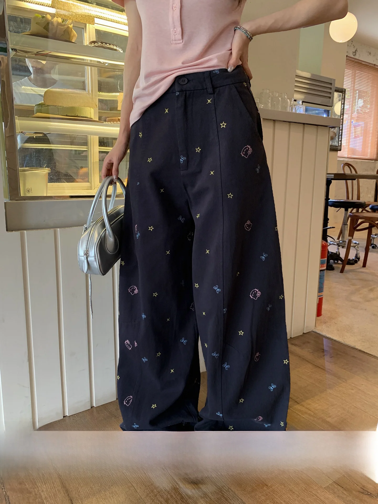 Morning Bloom Korean Style Lazy Stitching Wide Leg Jeans Women Summer High Waist Straight Casual Pants Comfortable Soft Denim
Morning Bloom Korean Style Lazy Stitching Wide Leg Jeans Women Summer High Waist Straight Casual Pants Comfortable Soft Denim