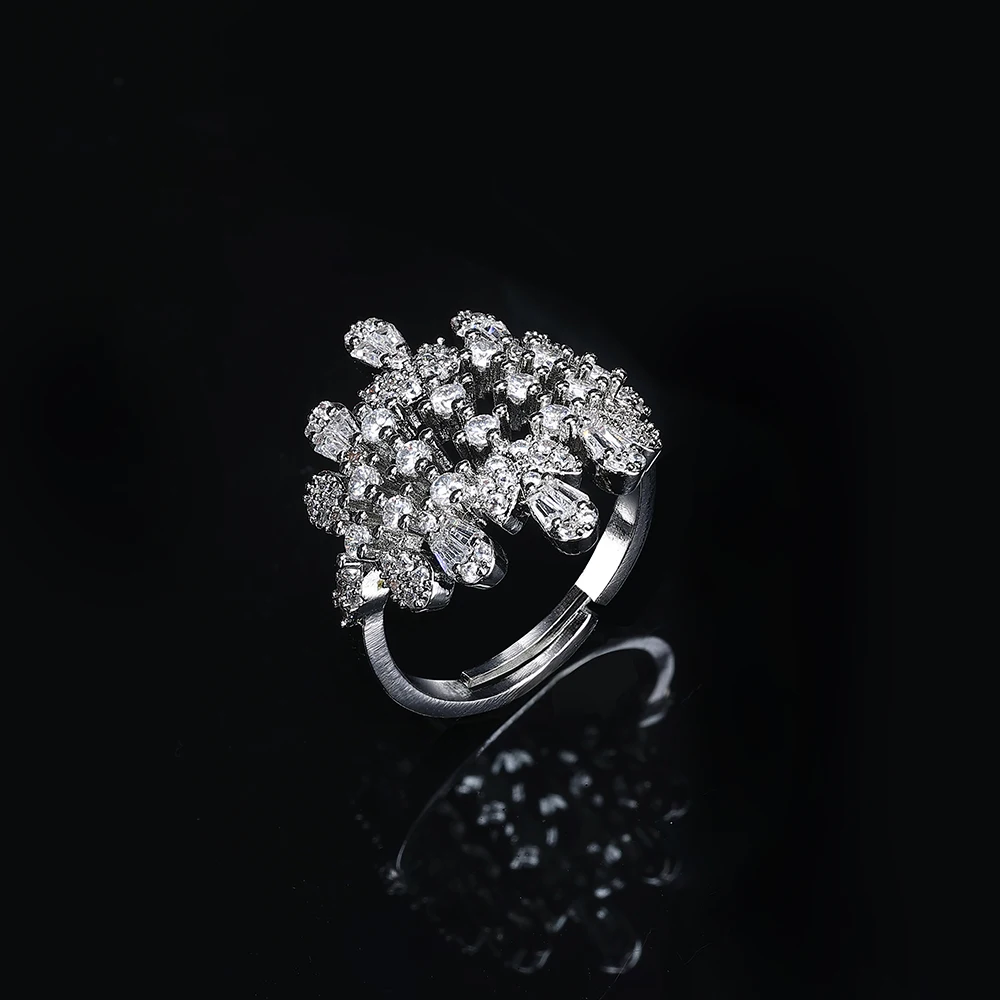 Luxury Large 4 Piece Jewelry Set with Cubic Zirconia for Women Bridal Party Wedding Accessories Dubai Saudi Arabia
Luxury Large 4 Piece Jewelry Set with Cubic Zirconia for Women Bridal Party Wedding Accessories Dubai Saudi Arabia