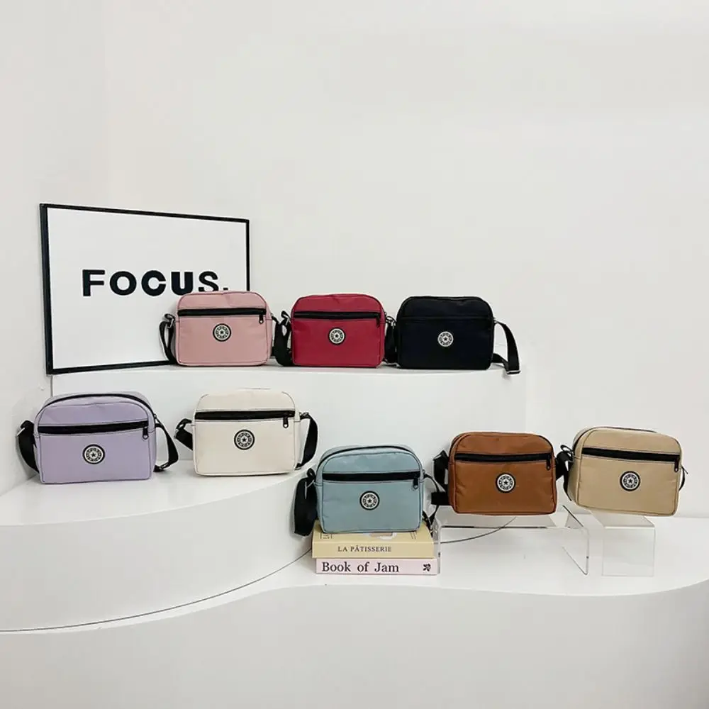 Vintage Multi-functional Zipper Crossbody Bag Nylon Korean Style Shoulder Bag Niche Design Solid Color Small Phone Bag Women
Vintage Multi-functional Zipper Crossbody Bag Nylon Korean Style Shoulder Bag Niche Design Solid Color Small Phone Bag Women